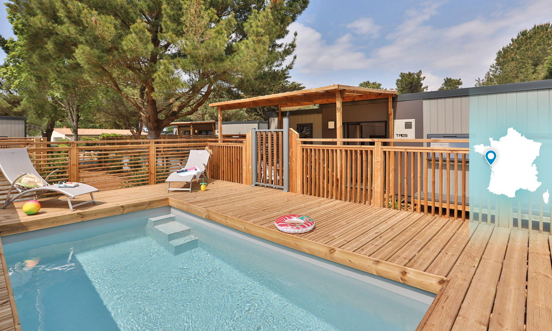 Camping à La Flotte-en-Ré (Ile de Ré) • Charente-Maritime • Taos Prestige avec piscine privative 3 chambres 6 personnes 40m²