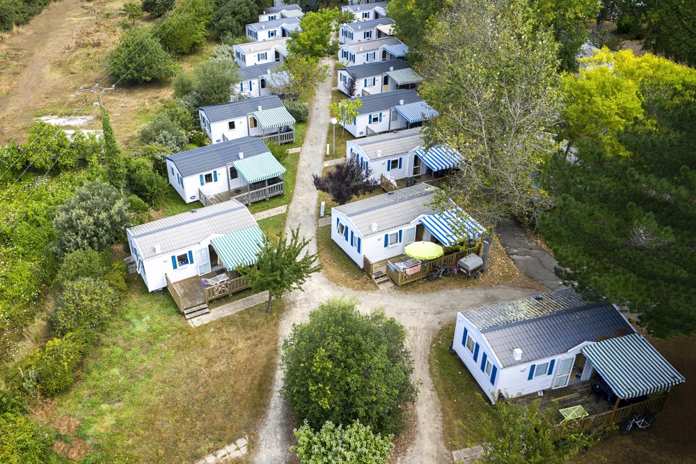 Camping à Piriac-sur-mer• Loire Atlantique • Chalet 2 chambres 4/5 personnes 28m²